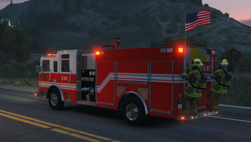 More information about "SAFD Pierce Arrow XT"