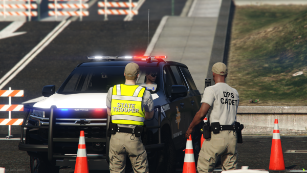 FiveM® by Cfx.re - TonysBackyard built with CFX Default FiveM! 1_11_2025 6_24_01 PM.png
